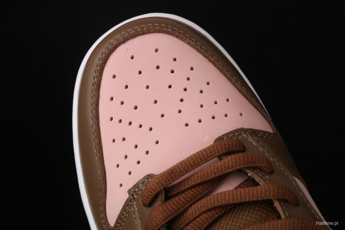 Stussy x SB DUNK Low Pro Cherry cherry pink brown skateboard shoes with low uppers 304292-671