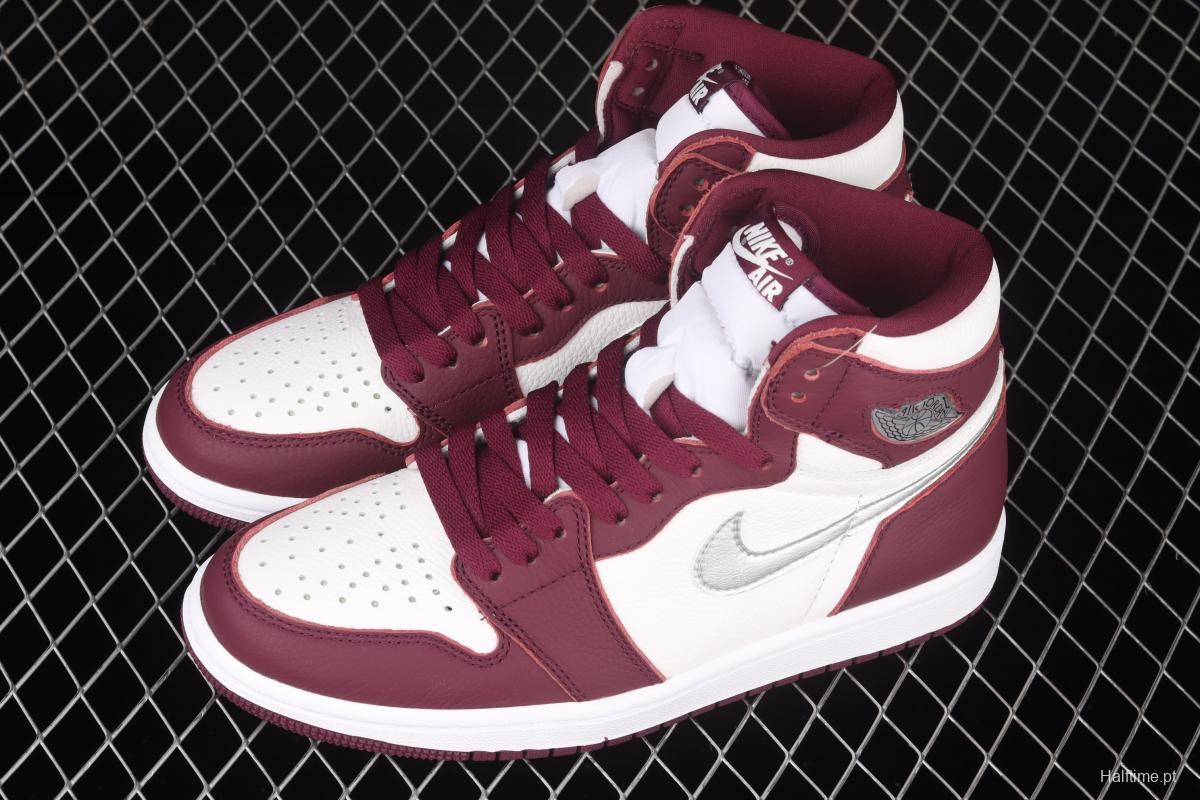 Air Jordan 1 Retro High OG Bordeaux Bordeaux burgundy high top basketball shoes 555088-611