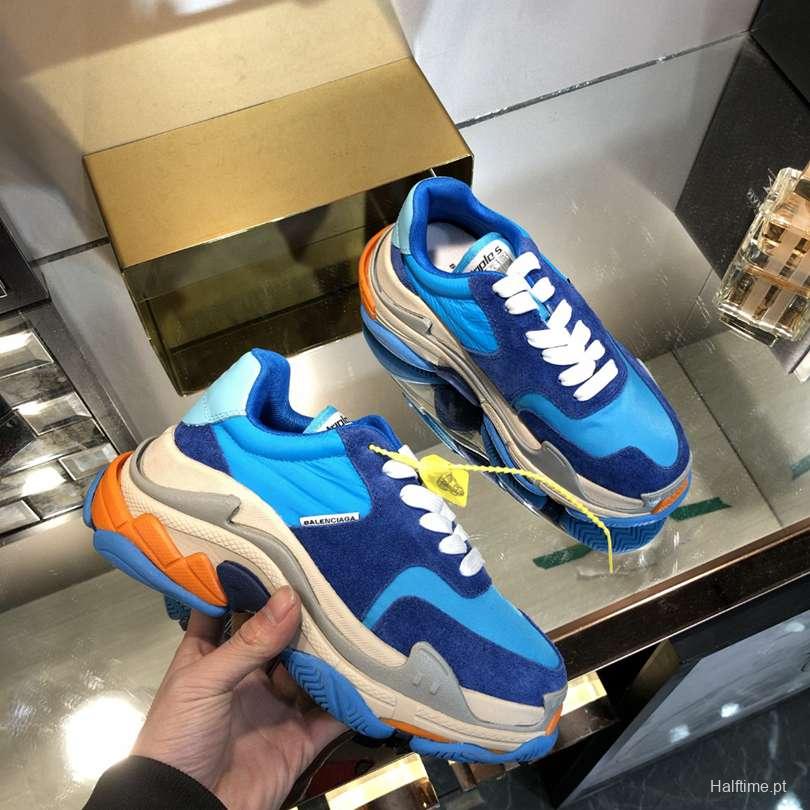 Men/Women Balenciaga Triple S Blue Sneaker Item 6380340